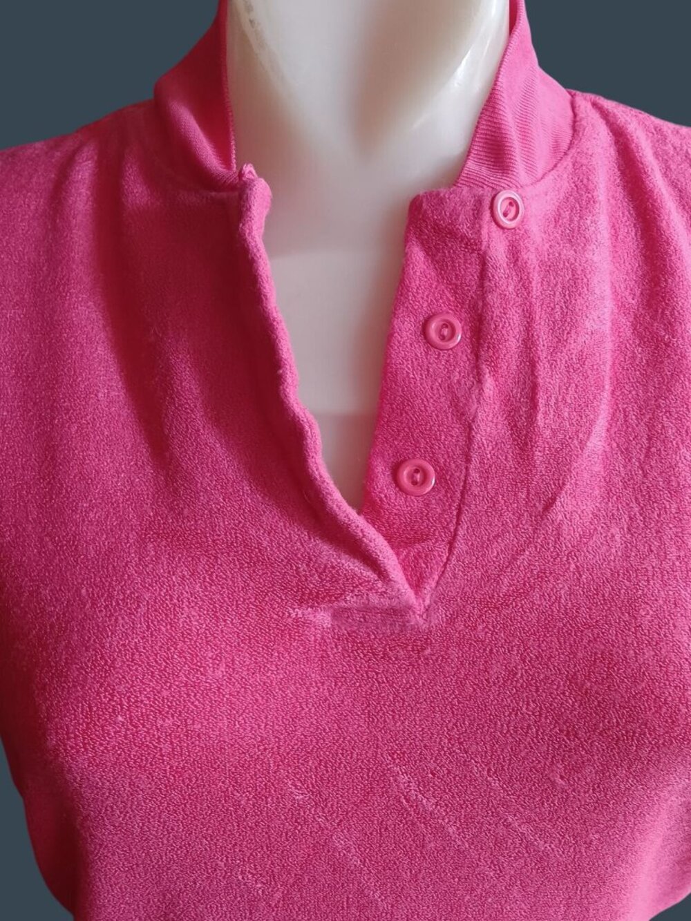 Medium Vintage 70's Pink Top Terrycloth Disco Top Rayon Button-Up Collar